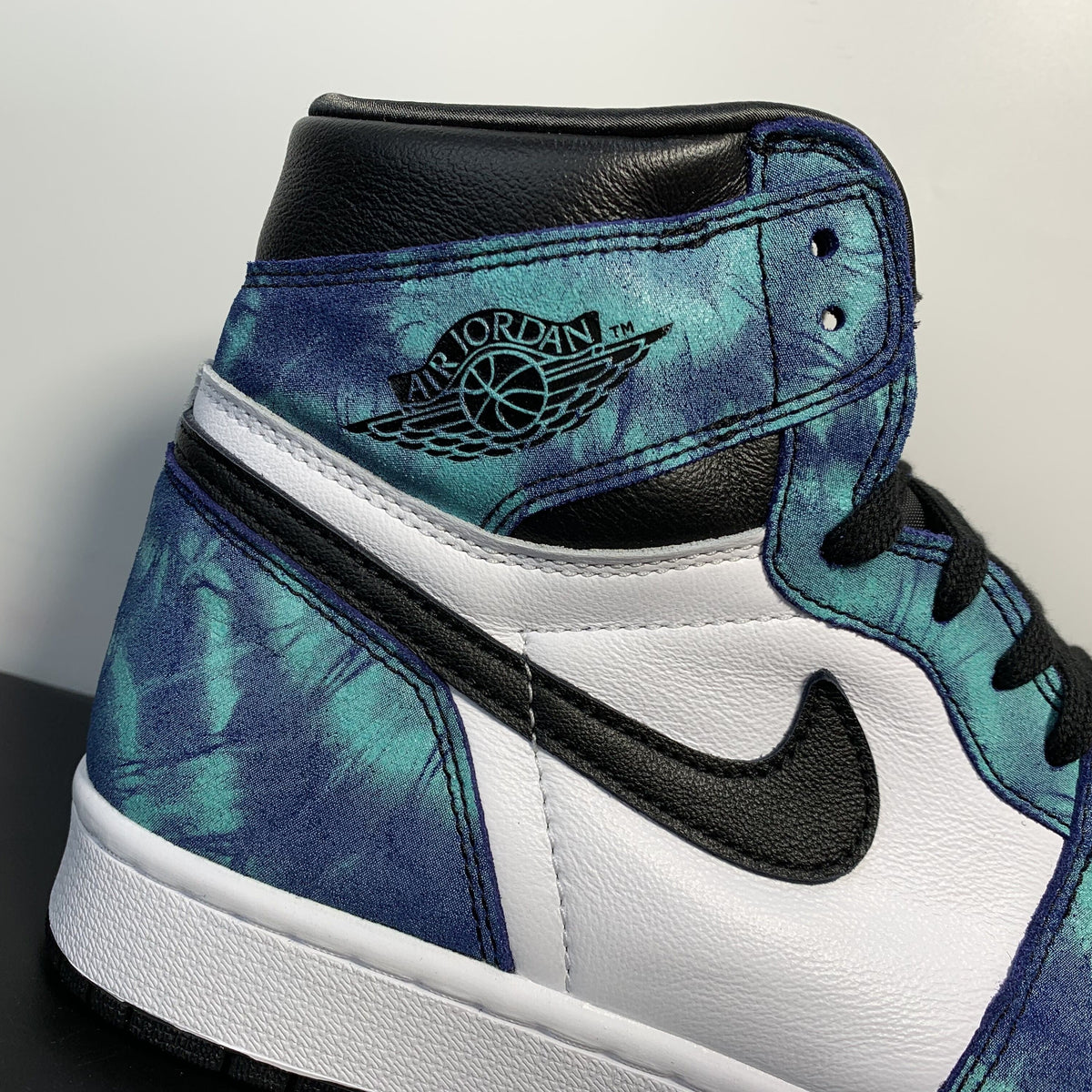Air Jordan 1 High OG “Tie-Dye”