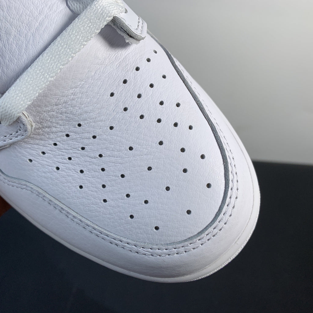 Air Jordan 1 High OG -Court Purple-
