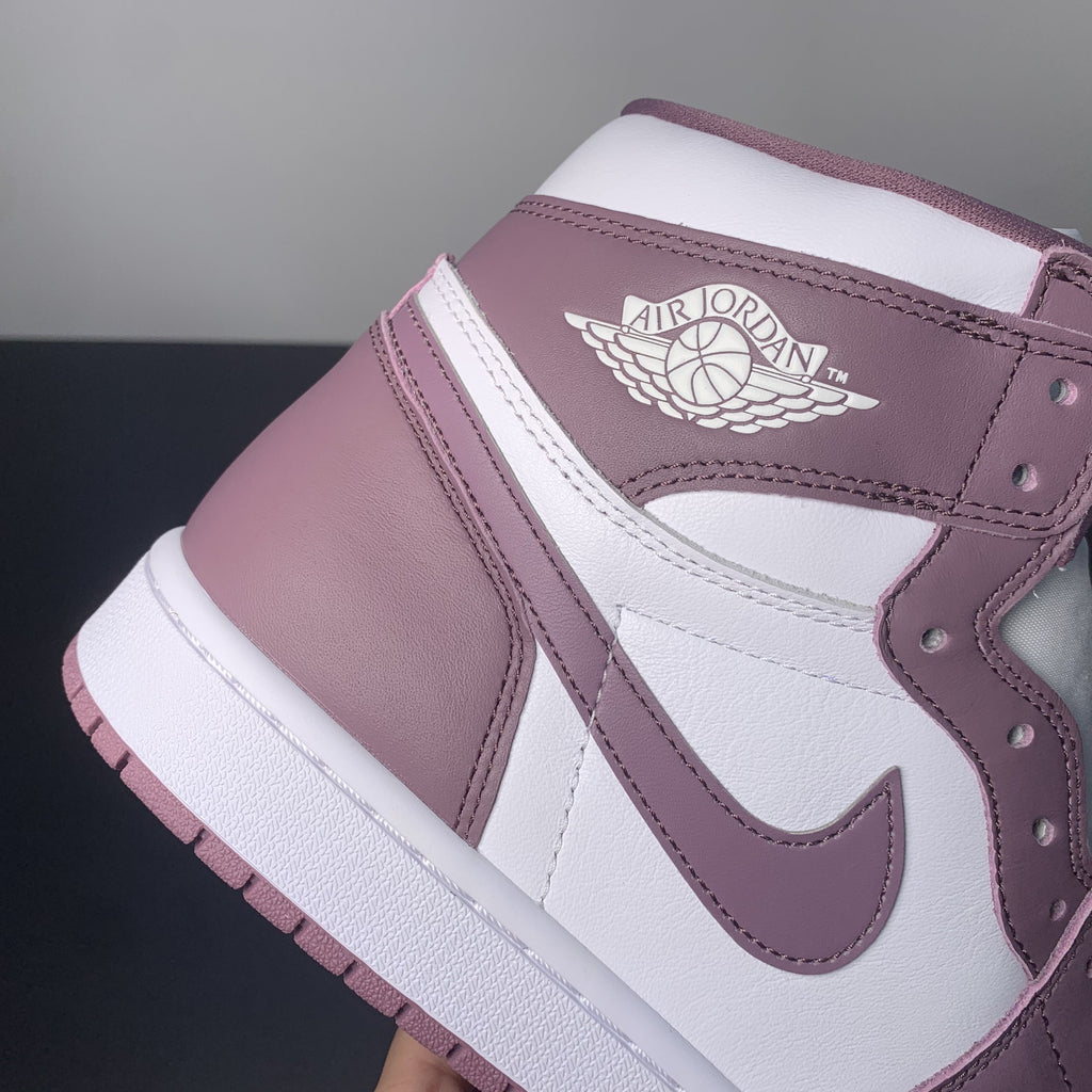 Air Jordan 1 High OG -SKY J Mauve- aj1