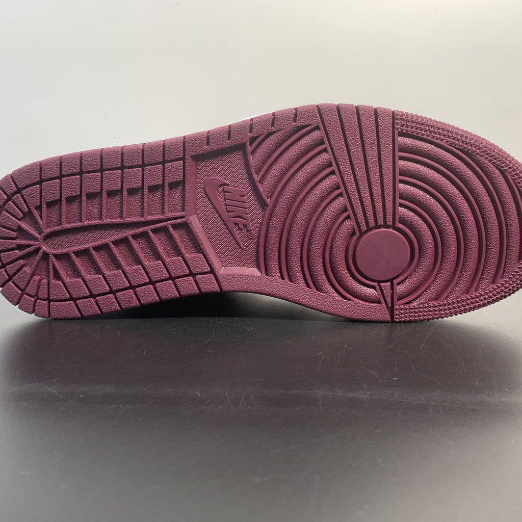 Air Jordan 1 Retro “Bordeaux”