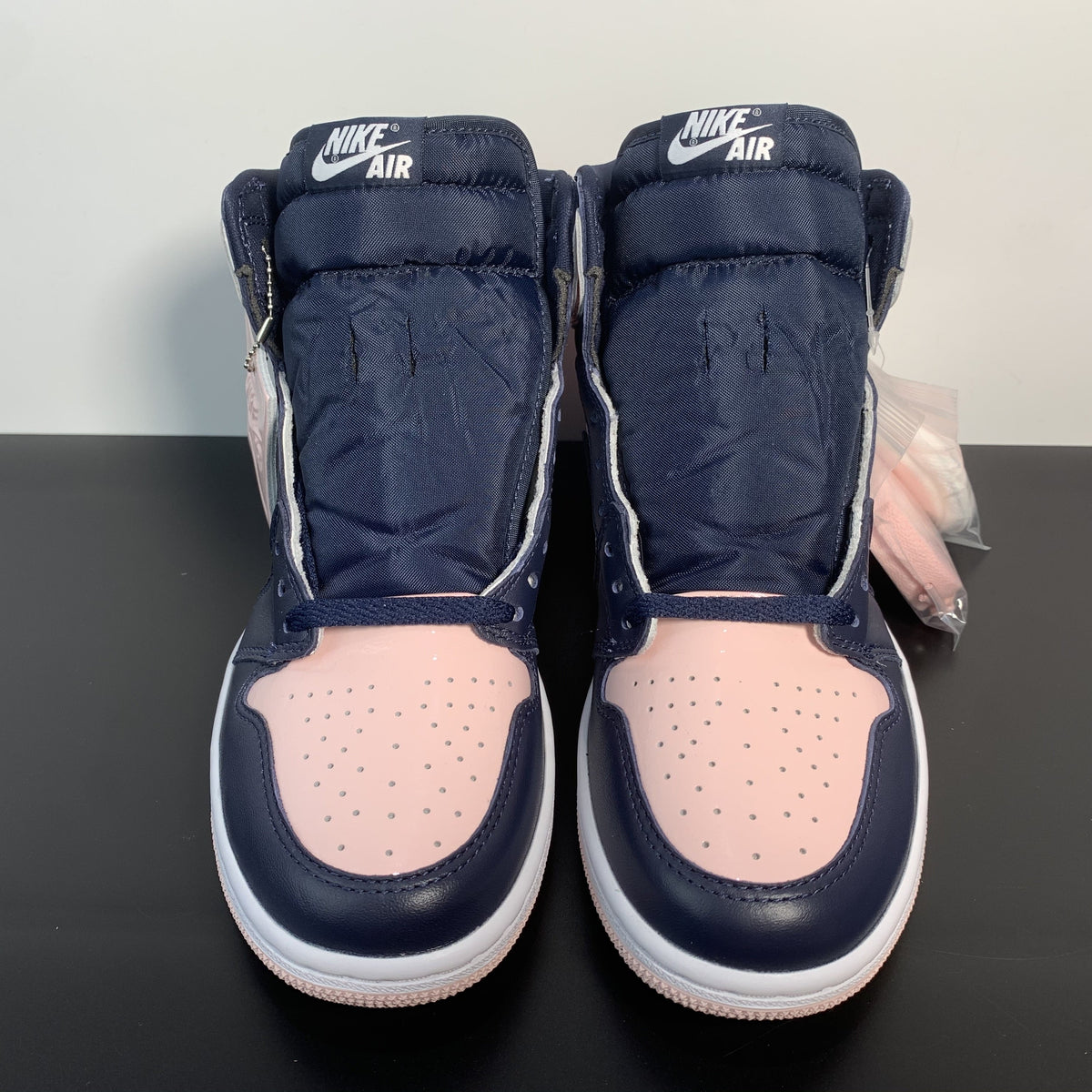 Nike Air Jordan 1 High OG -Atmosphere-