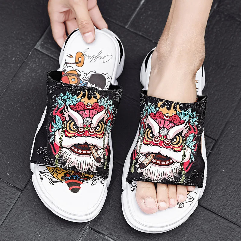 New Men's Slippers Non-slip Wear-resistant Beach Shoes Personalized Embroidery Fashion Men Slippers Outdoor Leisure Sandals
